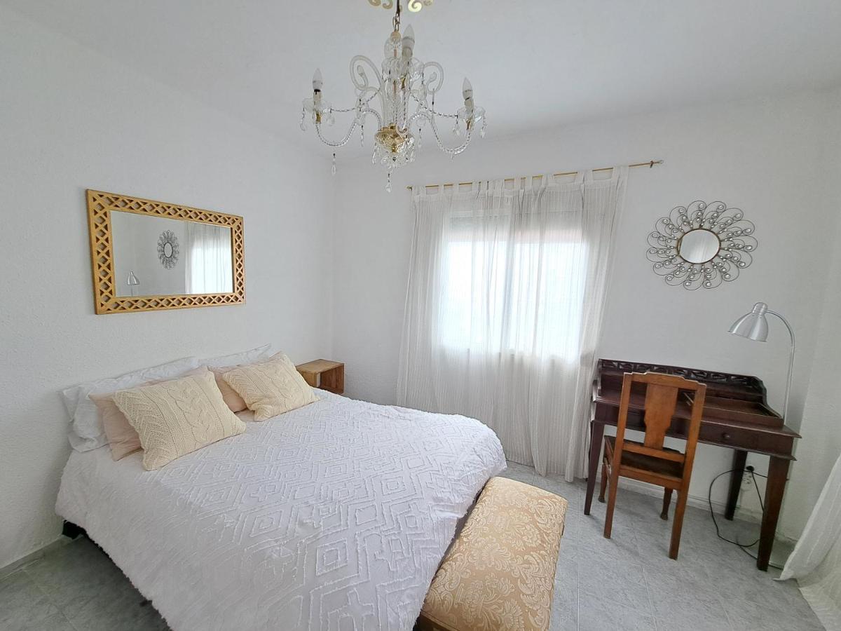Apartamento Acogedor Con Wifi Валенсія Екстер'єр фото