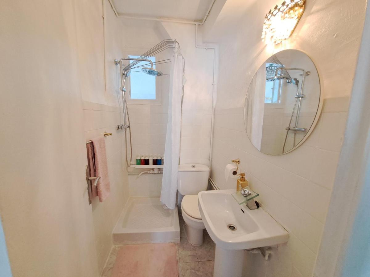 Apartamento Acogedor Con Wifi Валенсія Екстер'єр фото