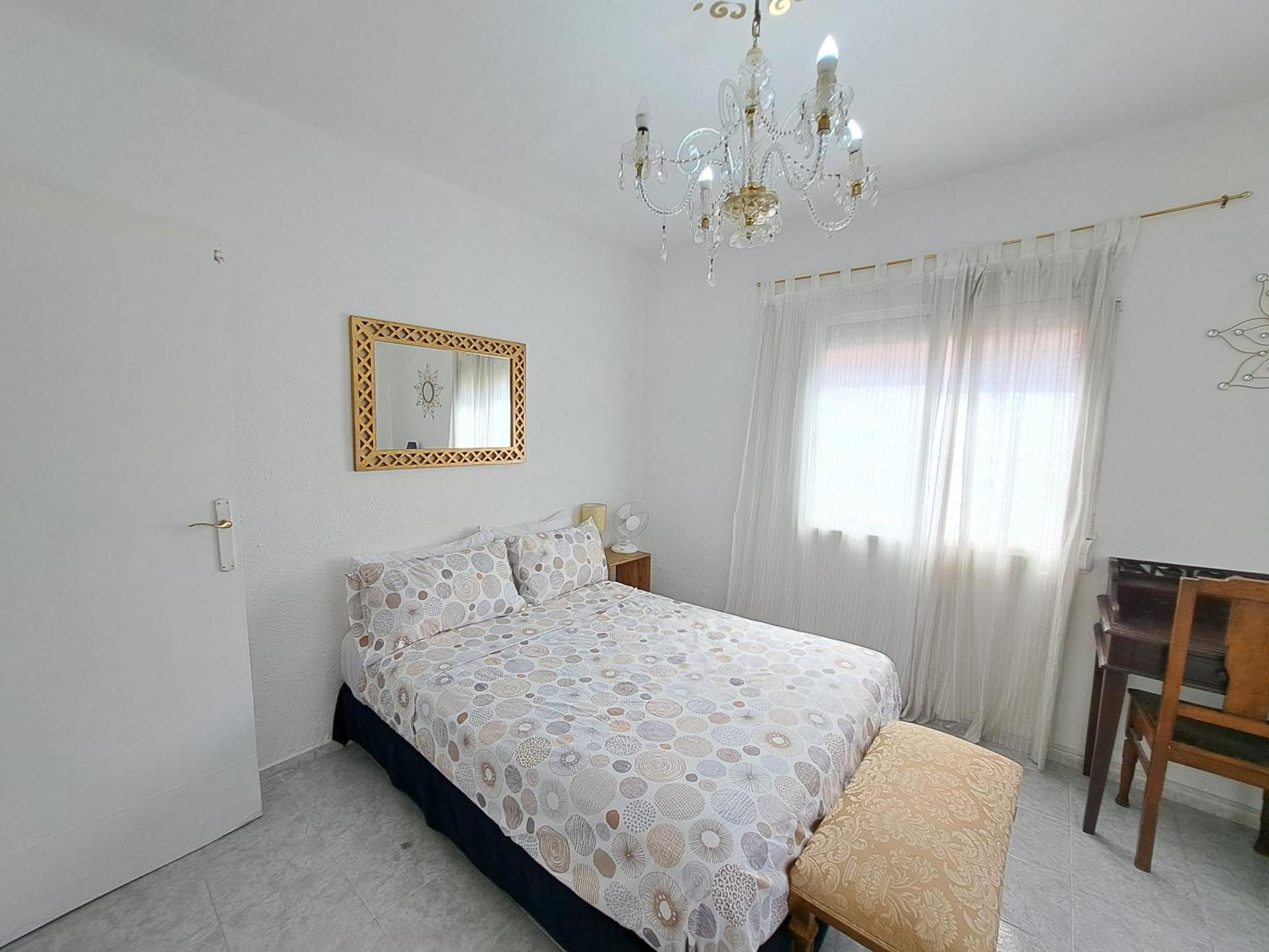 Apartamento Acogedor Con Wifi Валенсія Екстер'єр фото